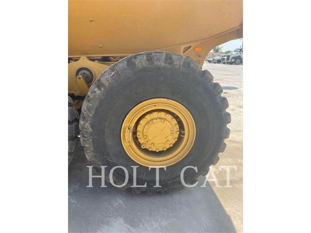 CAT 725 Wozidła przegubowe
