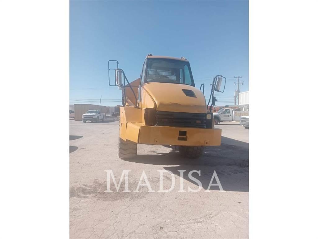 CAT 725 Wozidła przegubowe