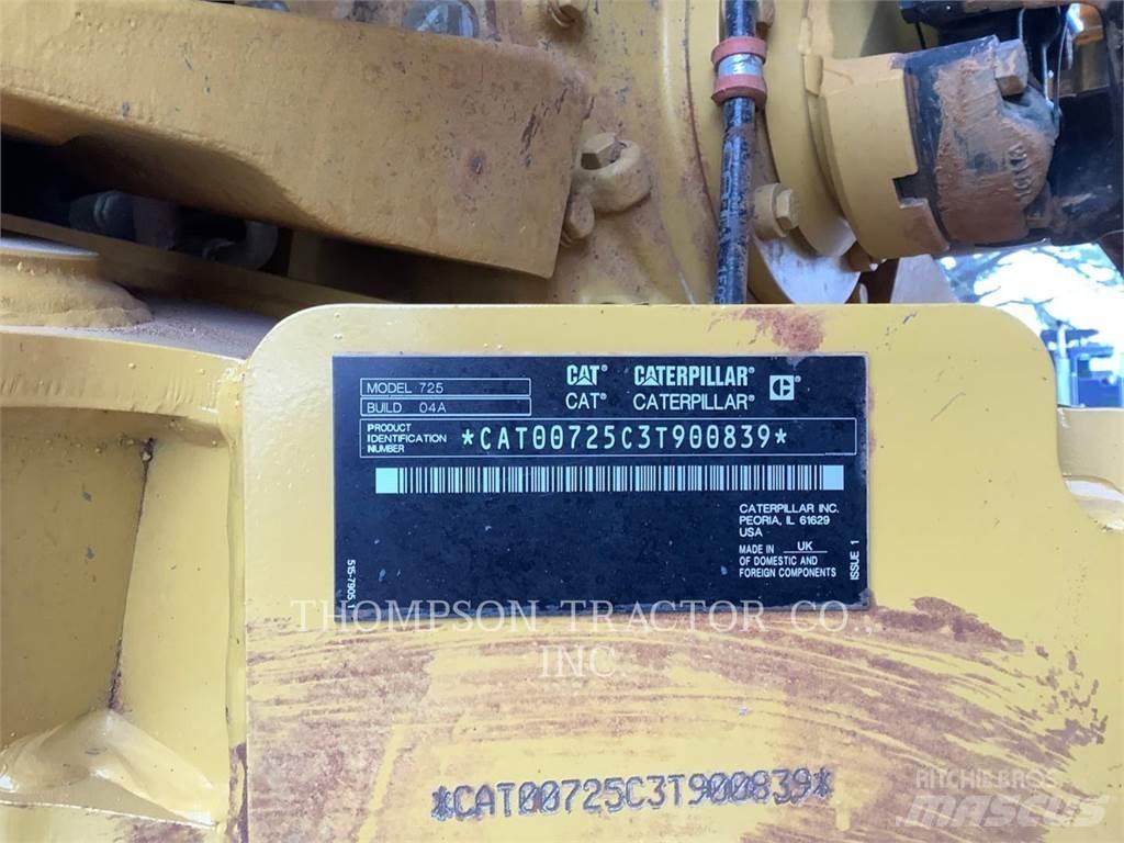 CAT 725 Wozidła przegubowe
