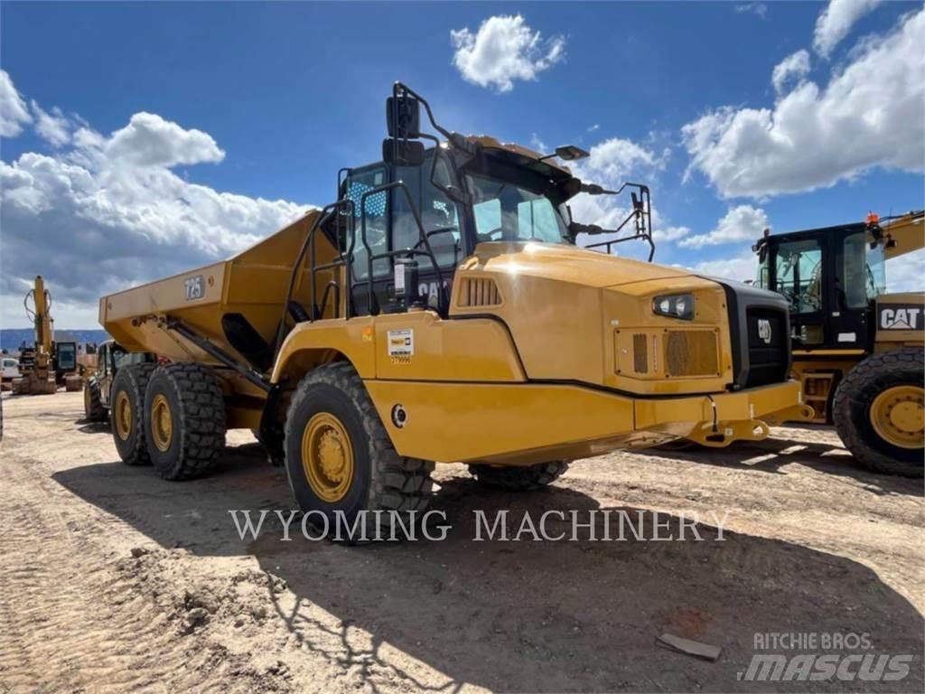 CAT 725 Wozidła przegubowe