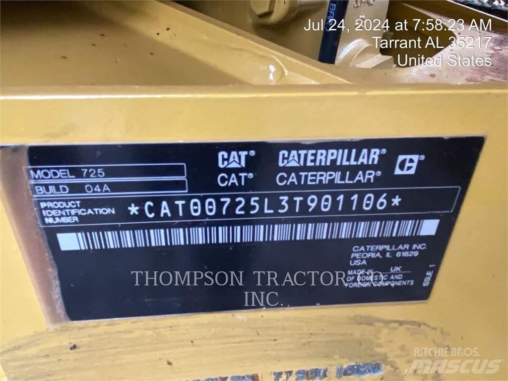 CAT 725 Wozidła przegubowe