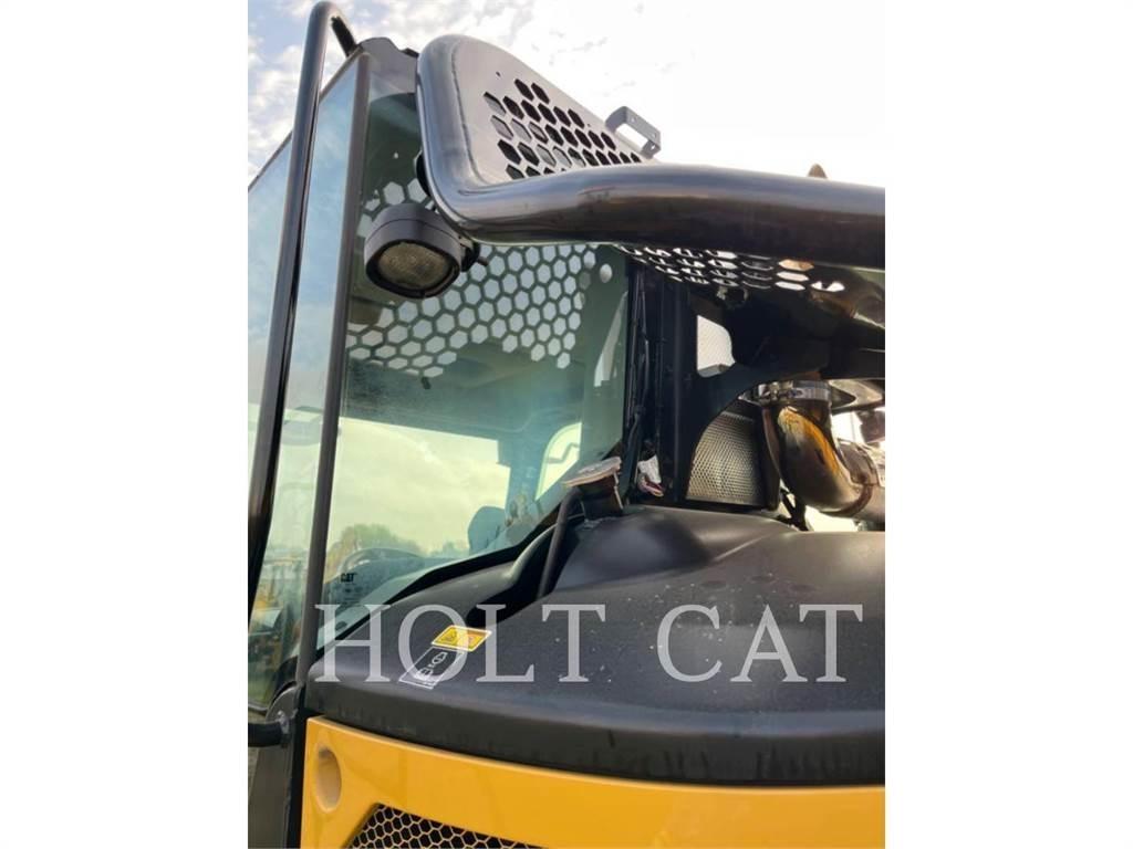 CAT 725 Wozidła przegubowe