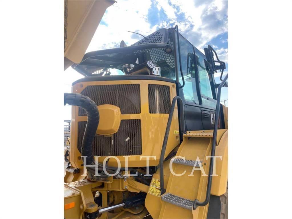 CAT 725 Wozidła przegubowe