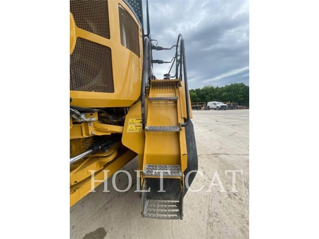 CAT 725 Wozidła przegubowe
