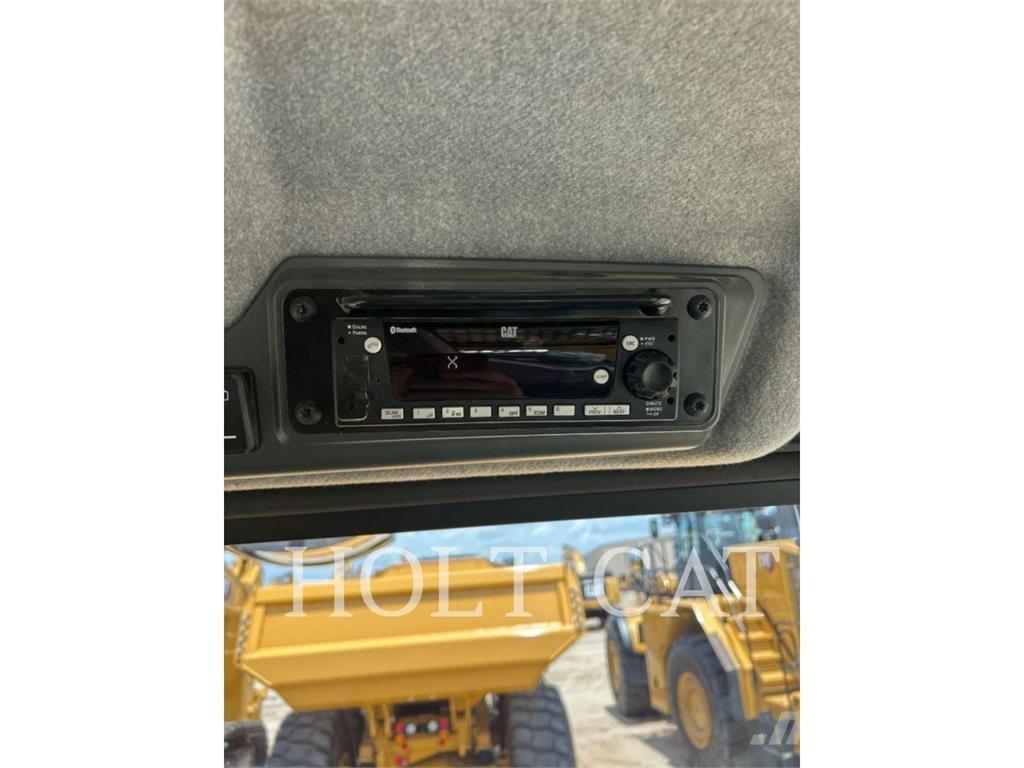 CAT 725 Wozidła przegubowe