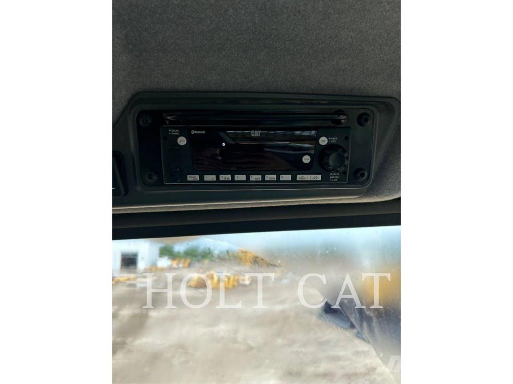 CAT 725 Wozidła przegubowe