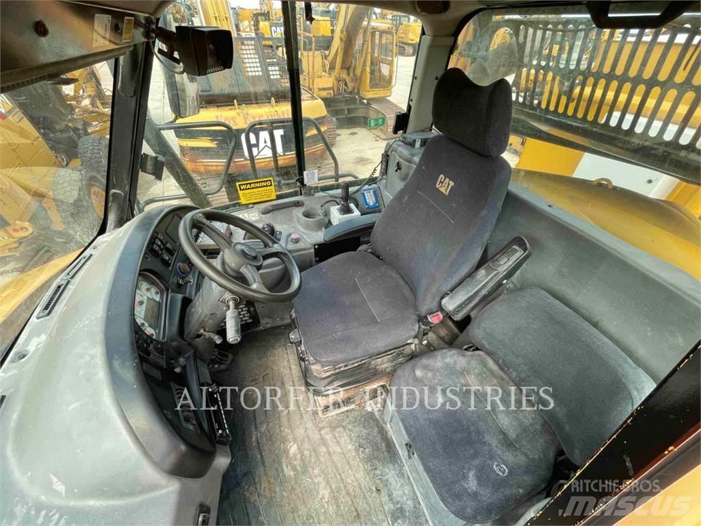 CAT 725 WT Wozidła przegubowe