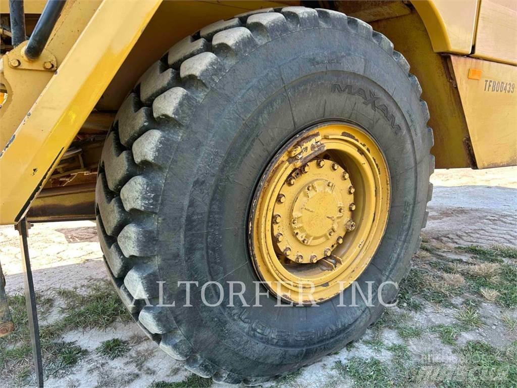 CAT 725C Wozidła przegubowe