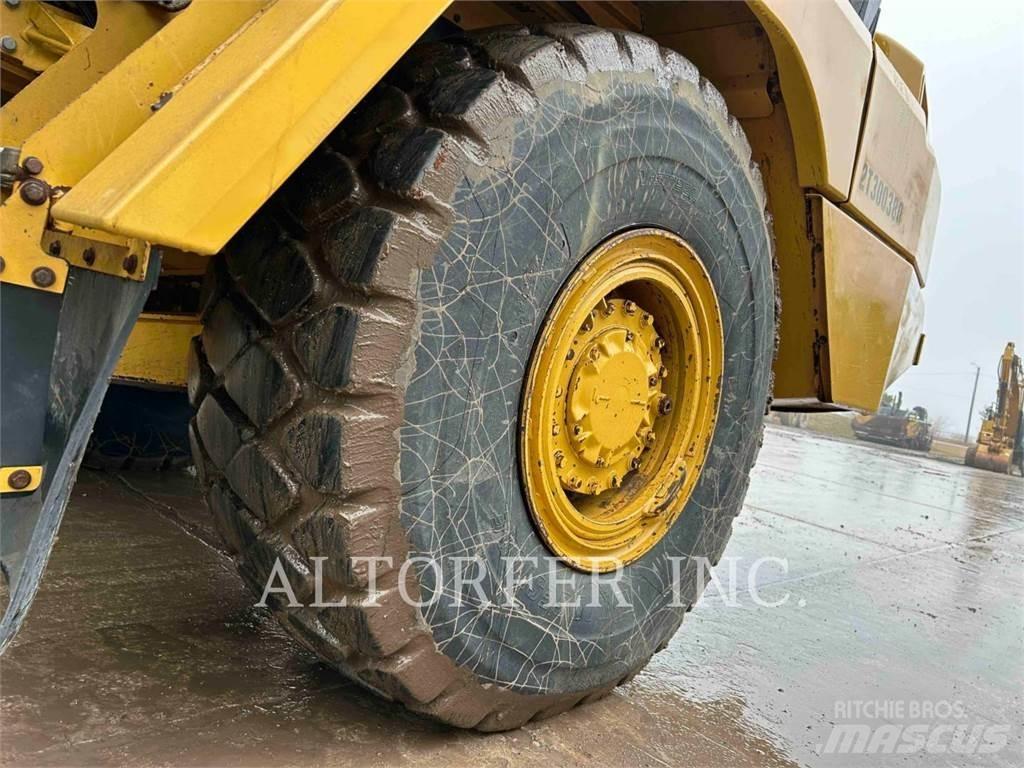 CAT 725C2 Wozidła przegubowe