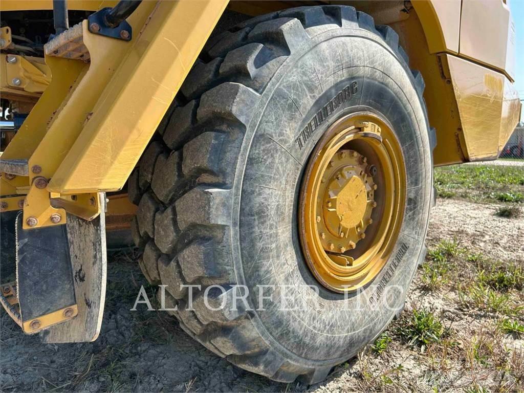 CAT 725C2 Wozidła przegubowe