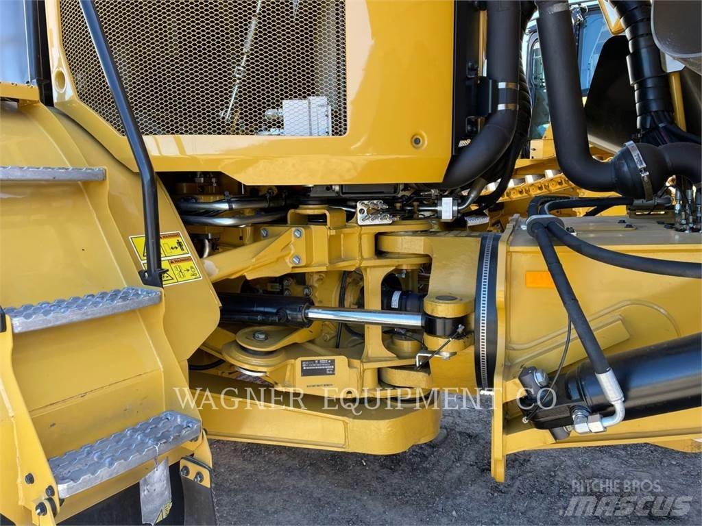 CAT 730 Wozidła przegubowe