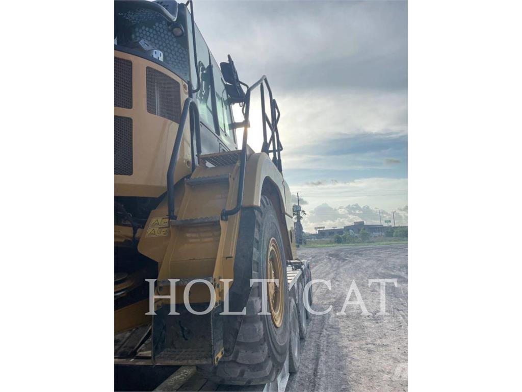 CAT 730 Wozidła przegubowe