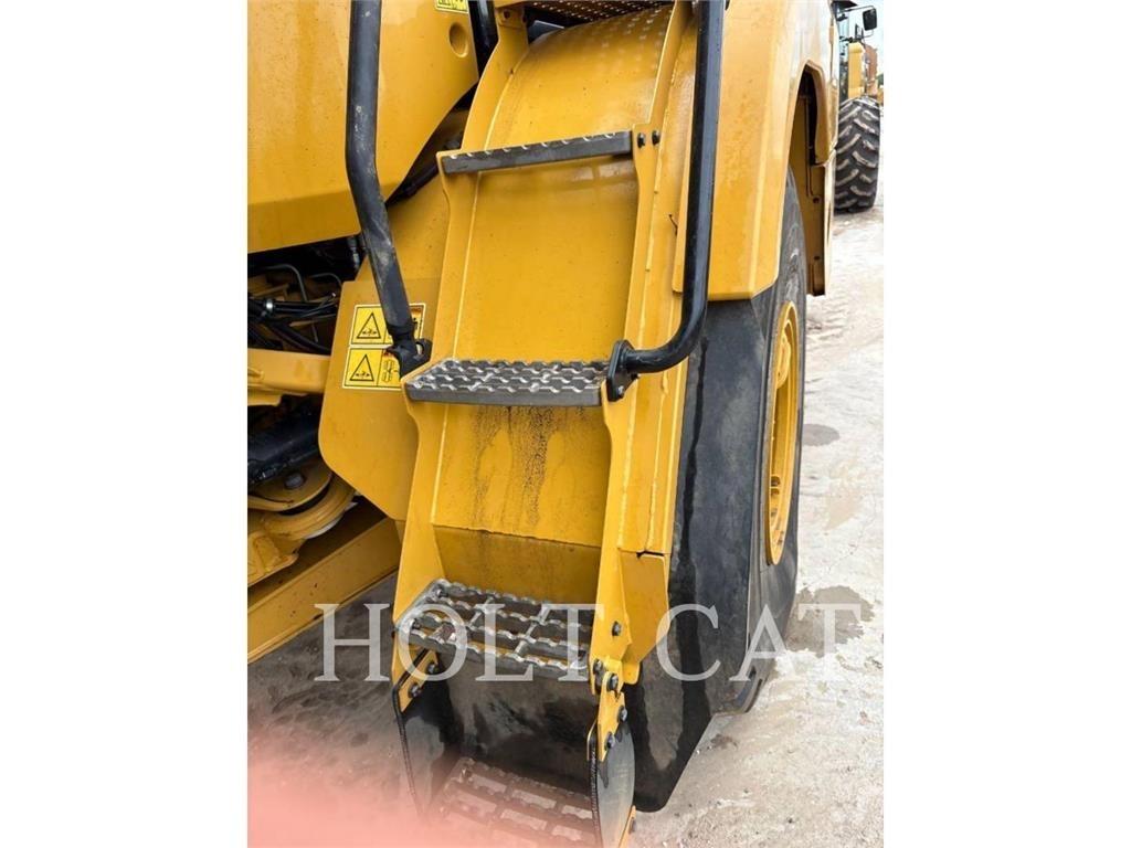 CAT 730 Wozidła przegubowe