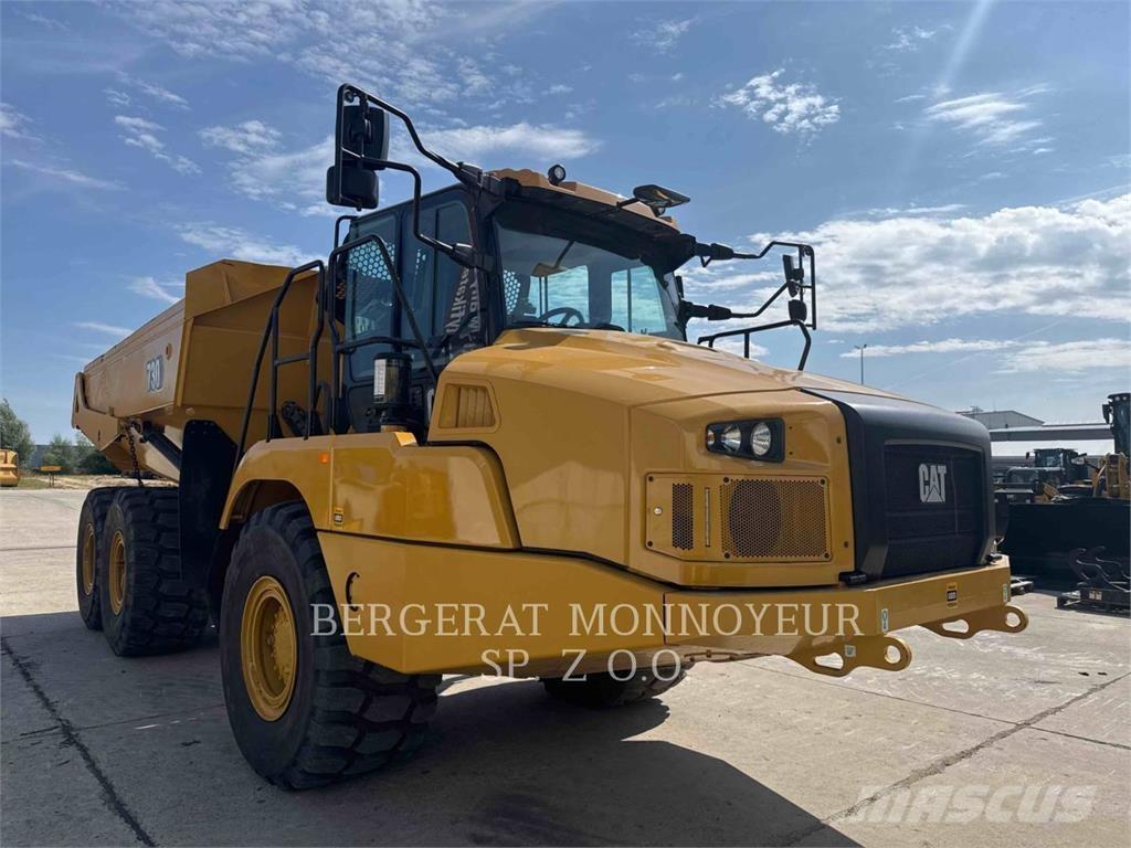 CAT 730 Wozidła przegubowe