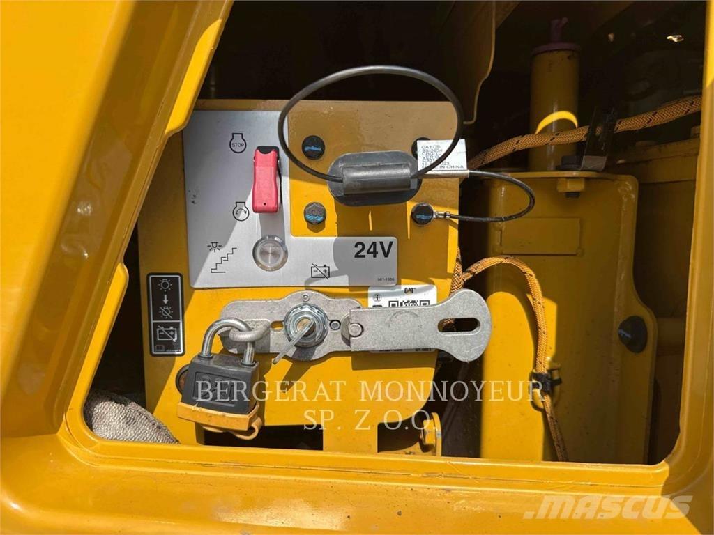 CAT 730 Wozidła przegubowe