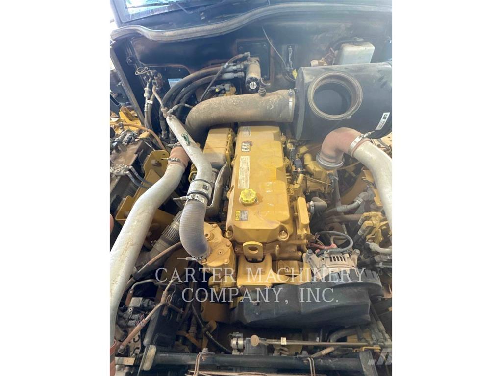 CAT 730 Wozidła przegubowe