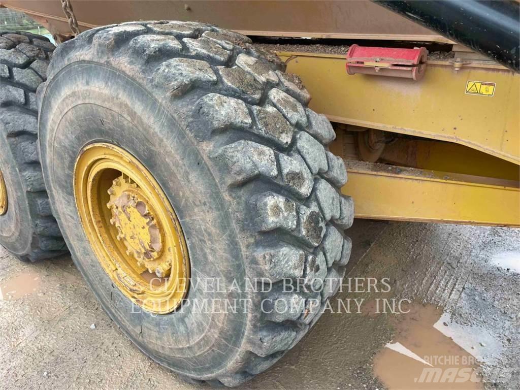 CAT 730-04 Wozidła przegubowe