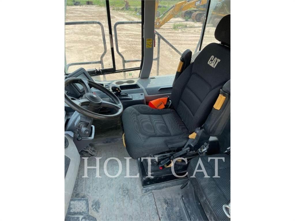 CAT 735 Wozidła przegubowe