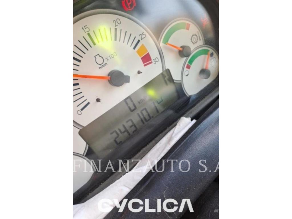 CAT 740 Wozidła przegubowe