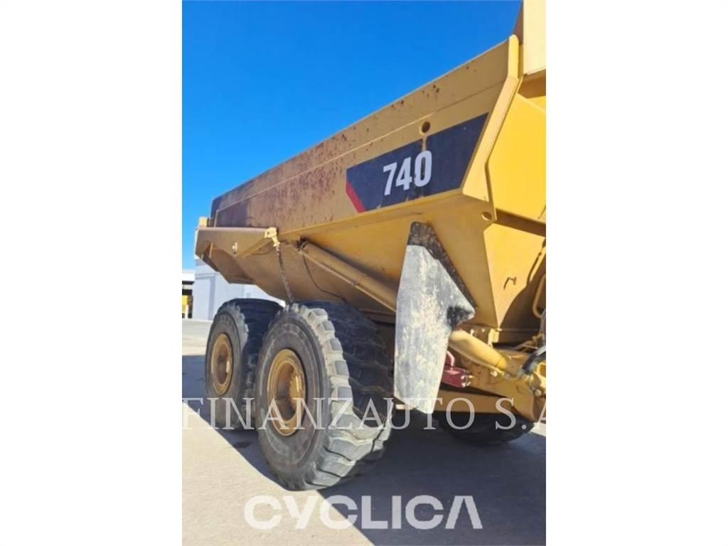 CAT 740 Wozidła przegubowe
