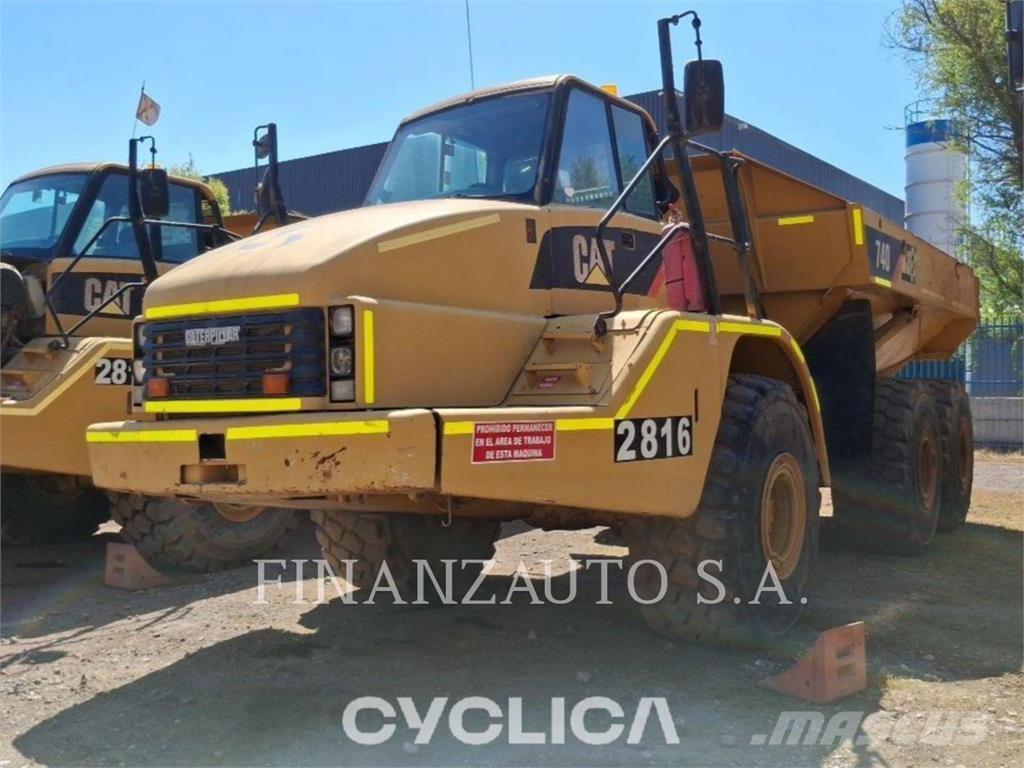 CAT 740 Wozidła przegubowe