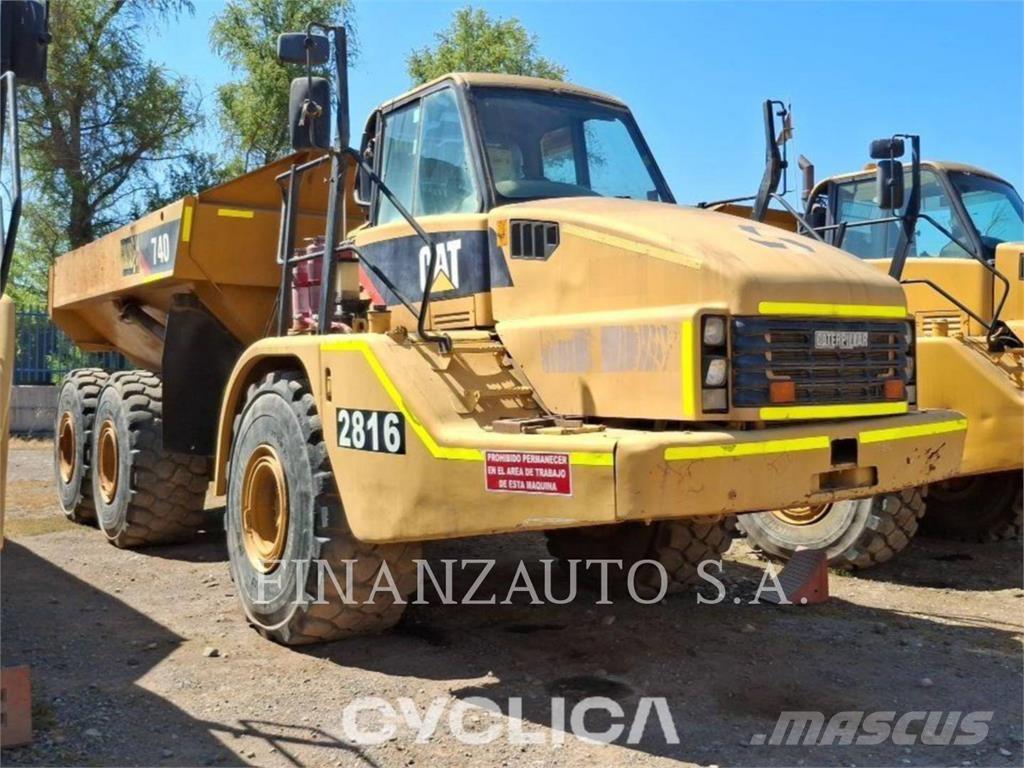 CAT 740 Wozidła przegubowe