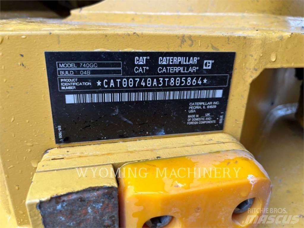 CAT 740 GC Wozidła przegubowe