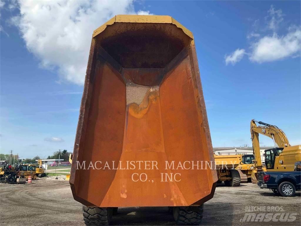 CAT 740 GC Wozidła przegubowe