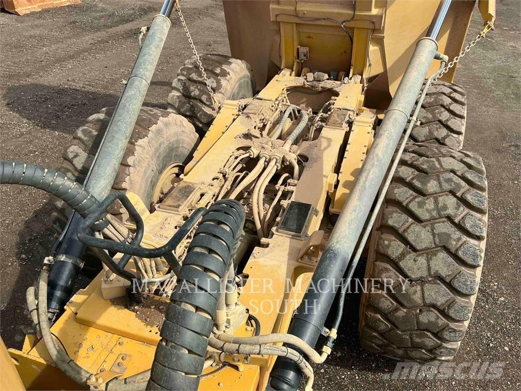 CAT 740 GC Wozidła przegubowe