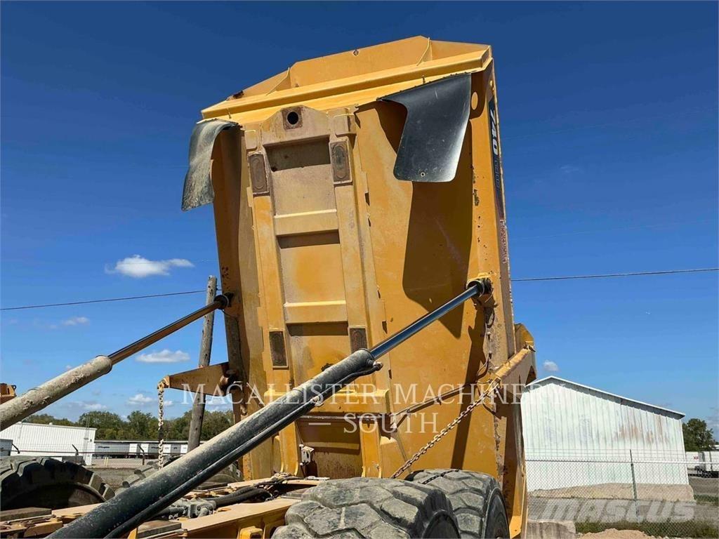 CAT 740 GC Wozidła przegubowe