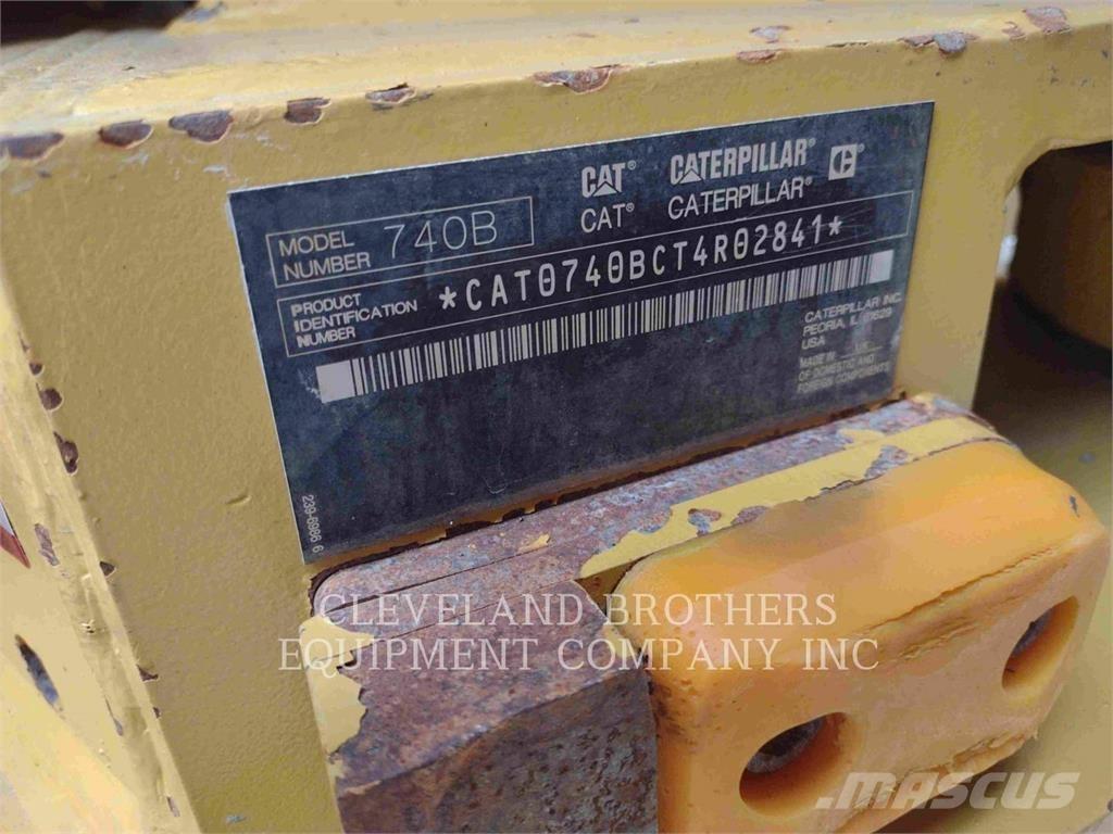 CAT 740B Polewaczki