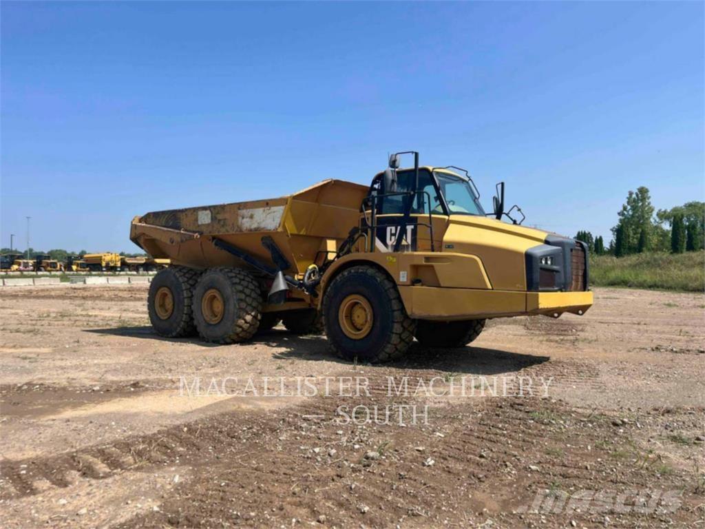 CAT 740B Wozidła przegubowe
