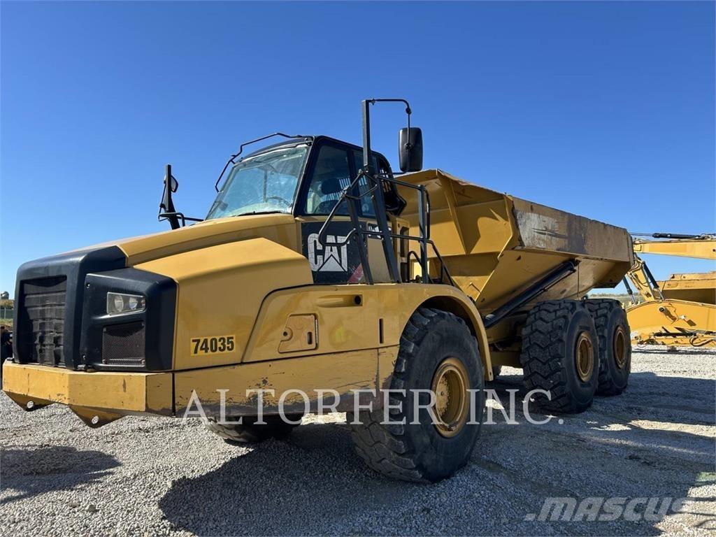CAT 740B Wozidła przegubowe