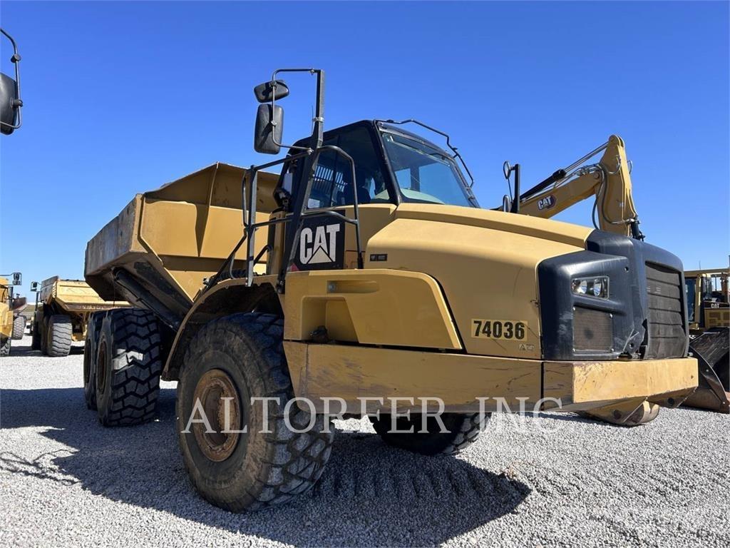 CAT 740B Wozidła przegubowe