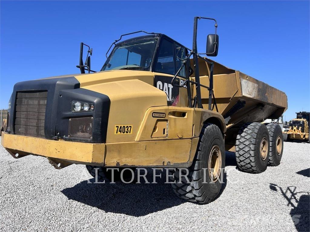 CAT 740B Wozidła przegubowe