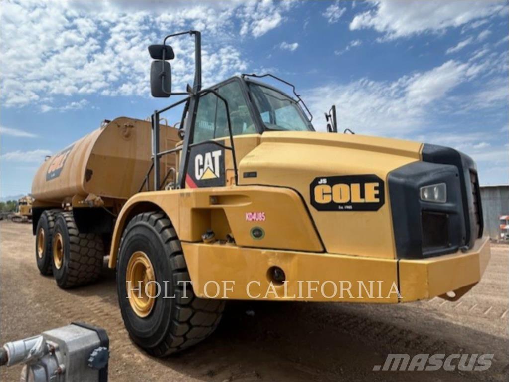 CAT 740B WT Cysterna