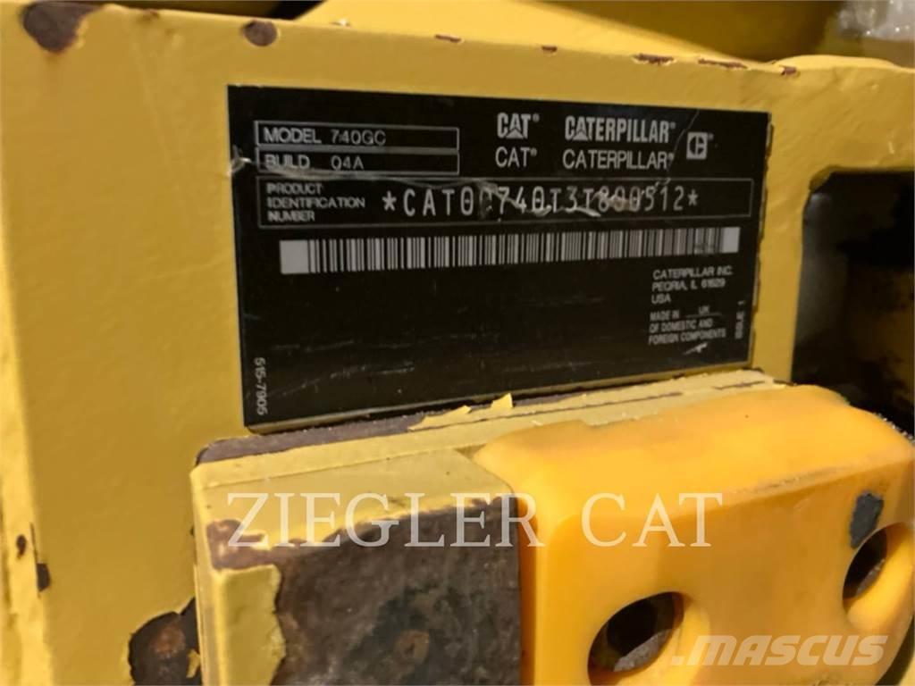 CAT 740GC Wozidła przegubowe