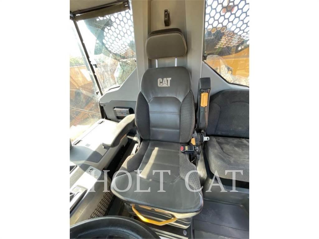 CAT 745 Wozidła przegubowe