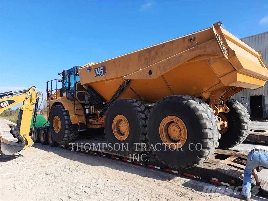 CAT 745 Wozidła przegubowe