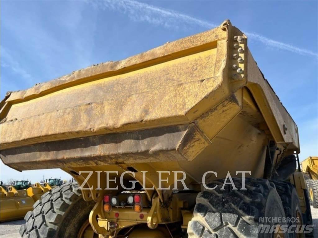 CAT 745 Wozidła przegubowe