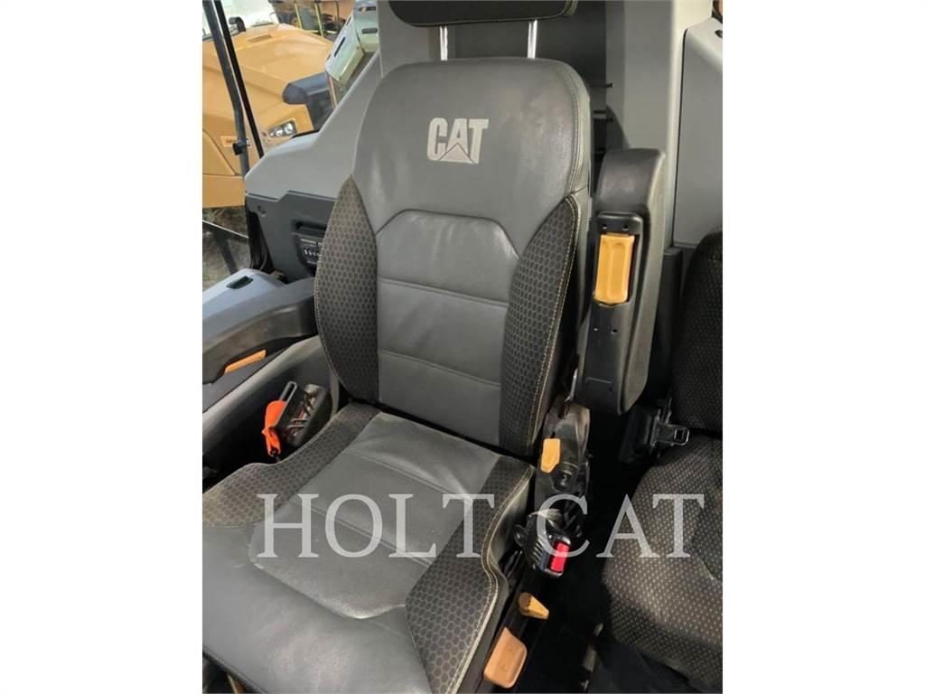 CAT 745 Wozidła przegubowe