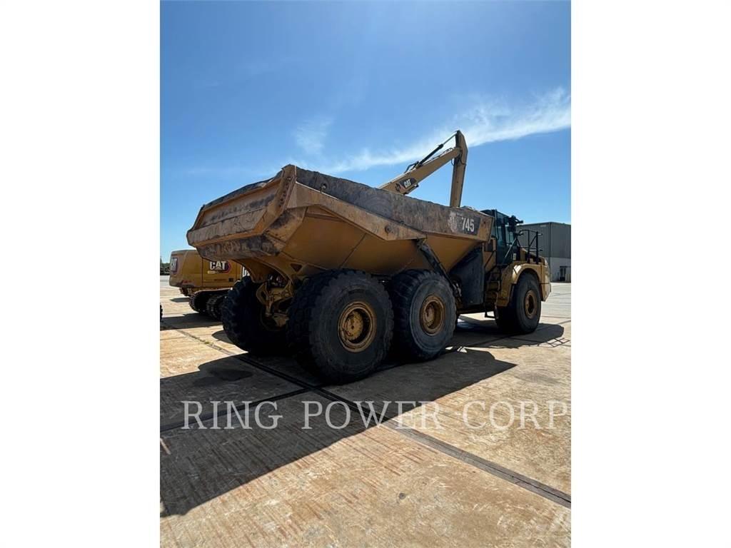 CAT 745 Wozidła przegubowe