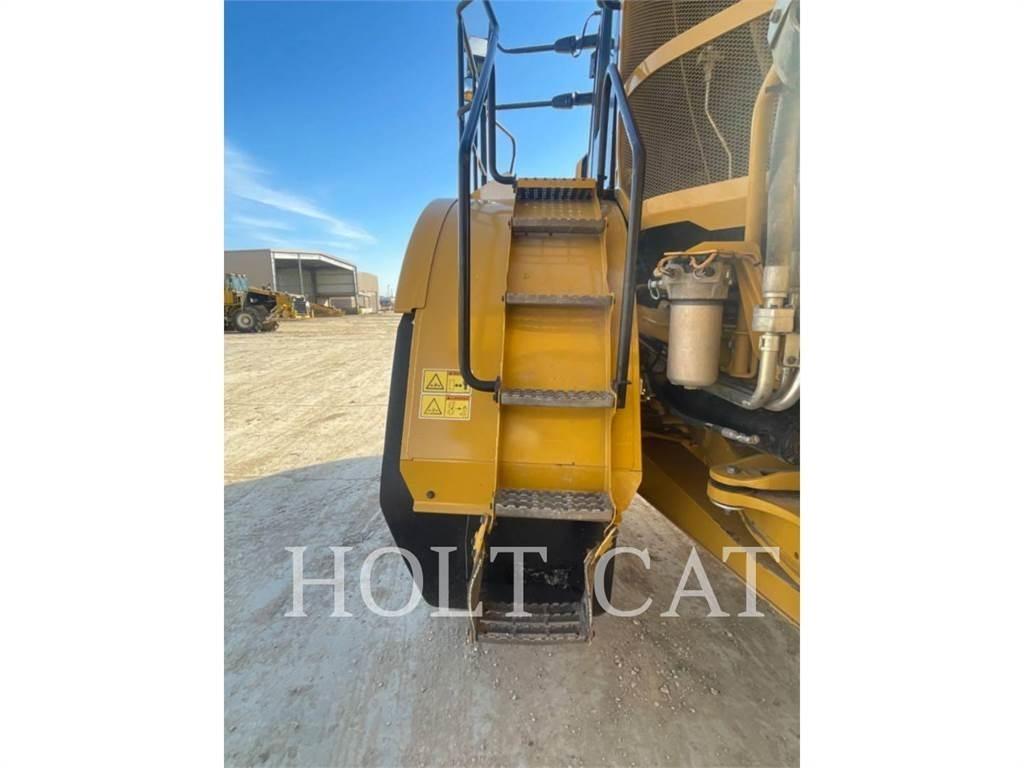 CAT 745 Wozidła przegubowe