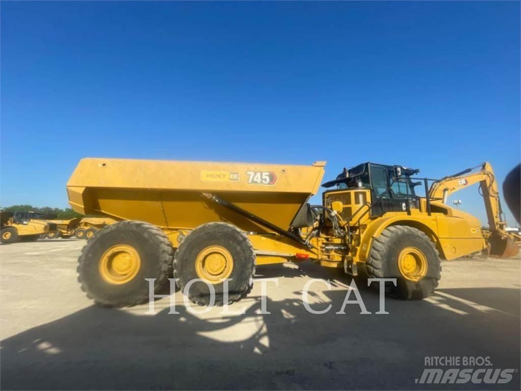 CAT 745 Wozidła przegubowe
