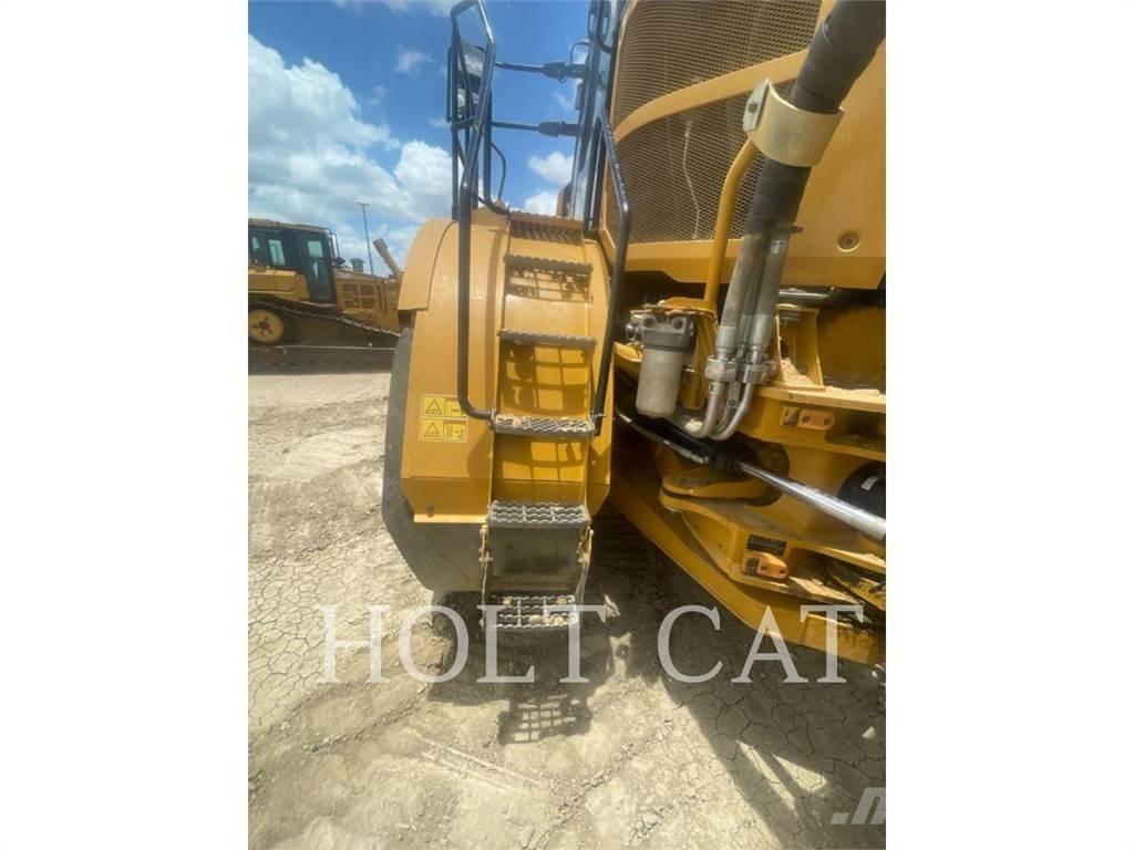 CAT 745 Wozidła przegubowe