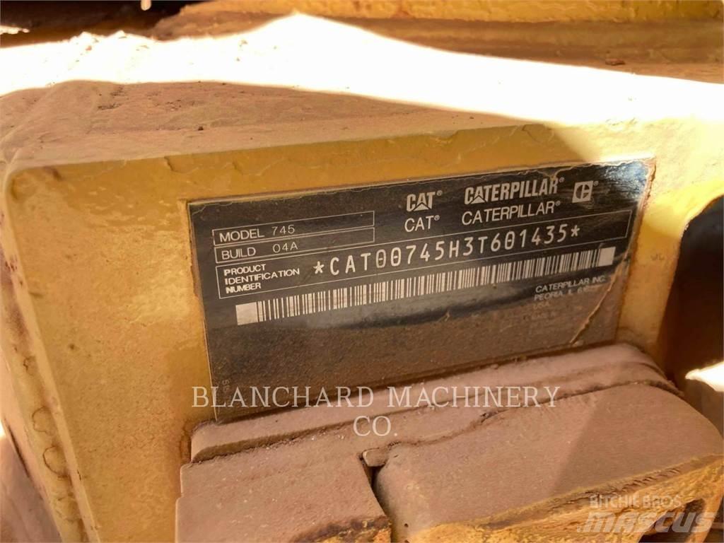 CAT 745 Wozidła przegubowe