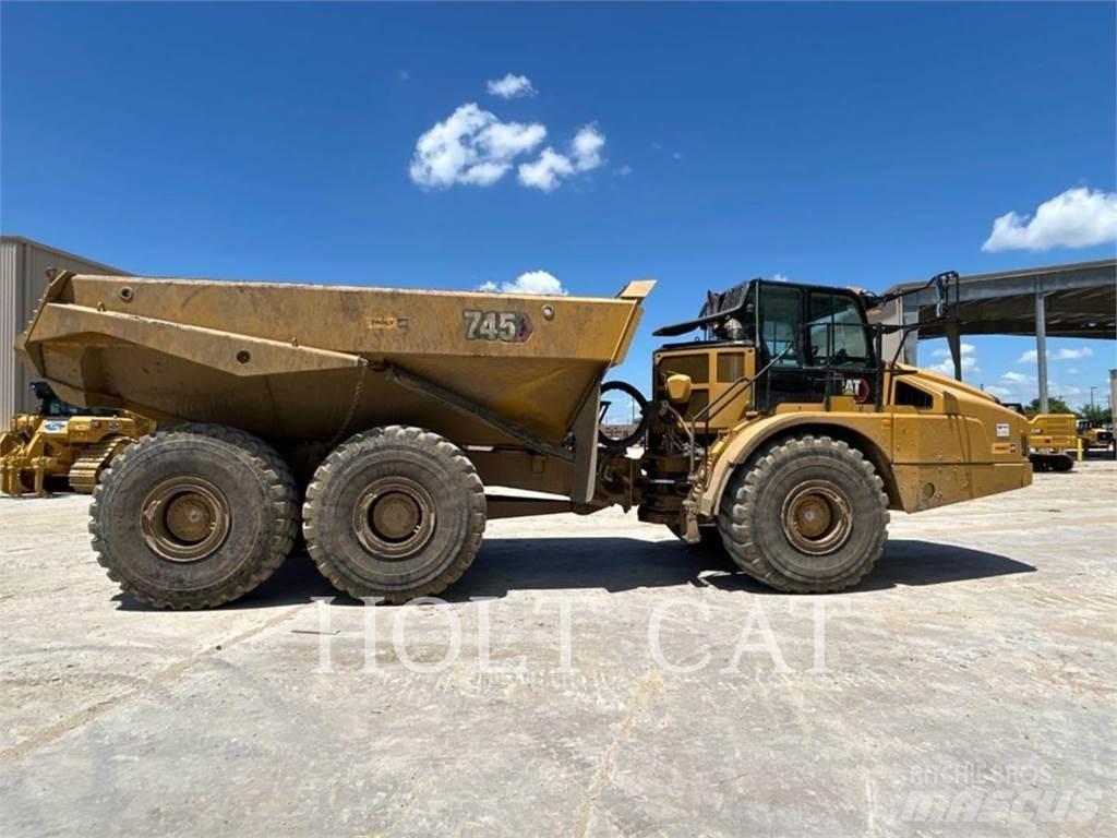 CAT 745 Wozidła przegubowe