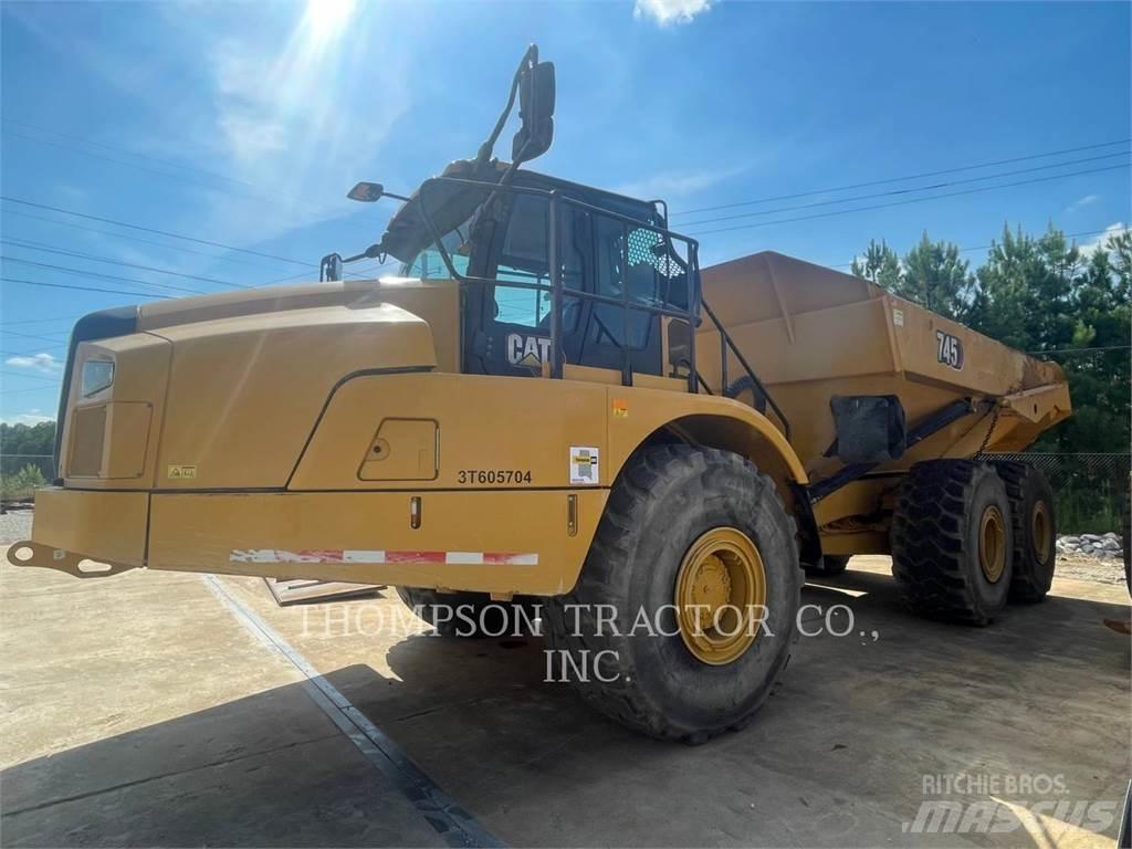 CAT 745 Wozidła przegubowe