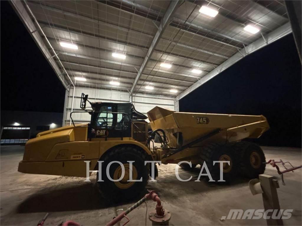 CAT 745 Wozidła przegubowe