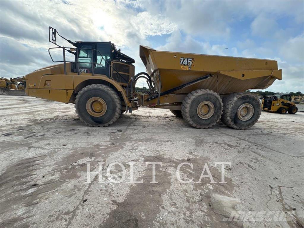 CAT 745 Wozidła przegubowe